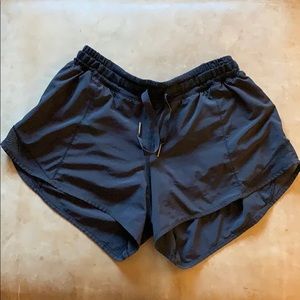 Lululemon track short size 6 - black